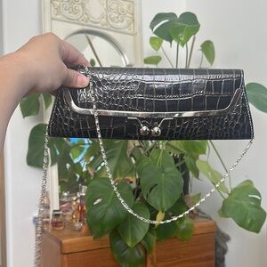 Vintage Elegant Black Crocodile-Embossed Clutch